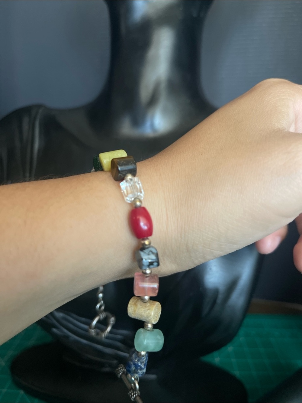 Multi Stone beaded sterling silver toggle bracelet - Picture 4 of 7